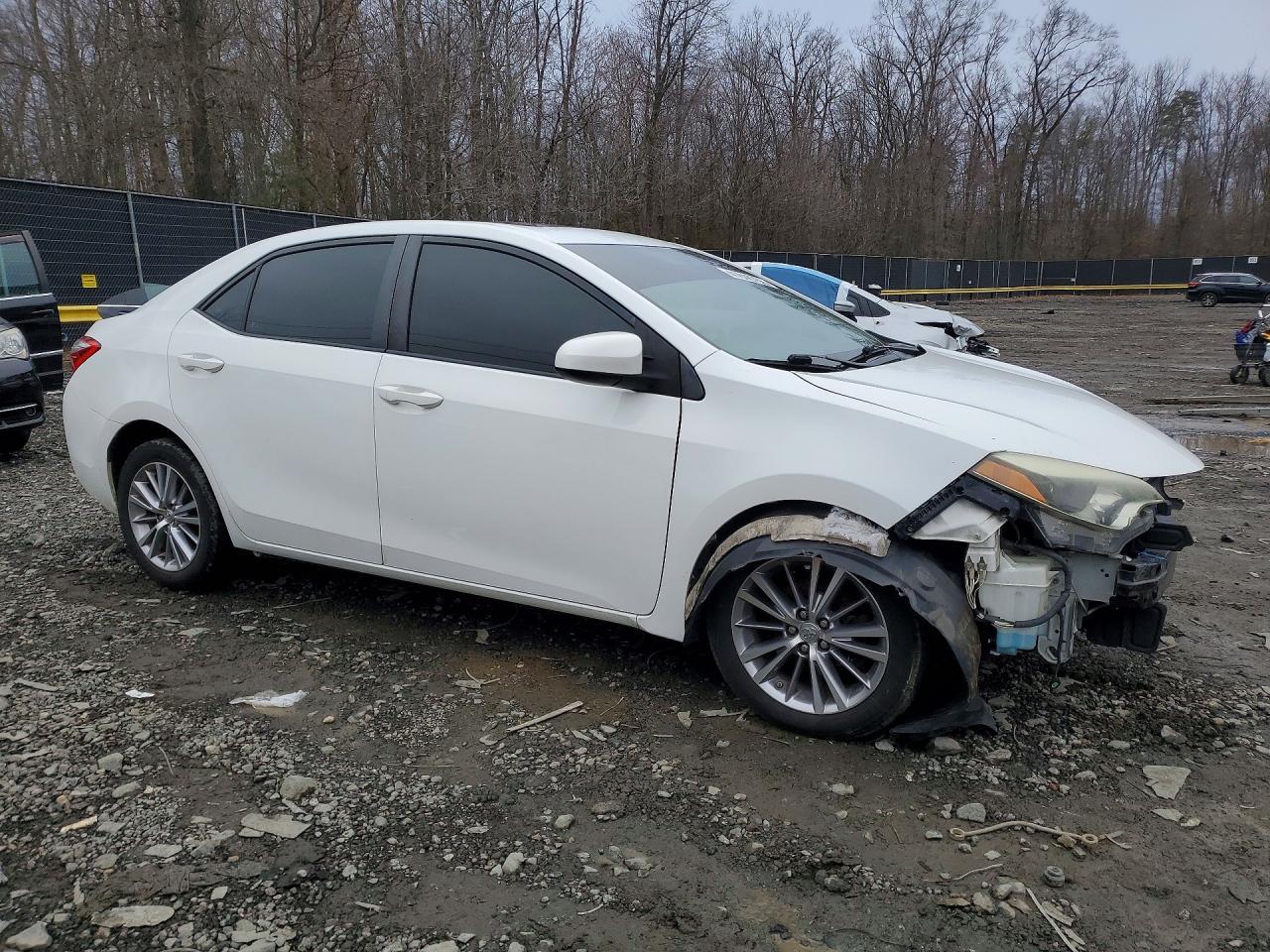 2014 Toyota Corolla Le Plus - Фото 4