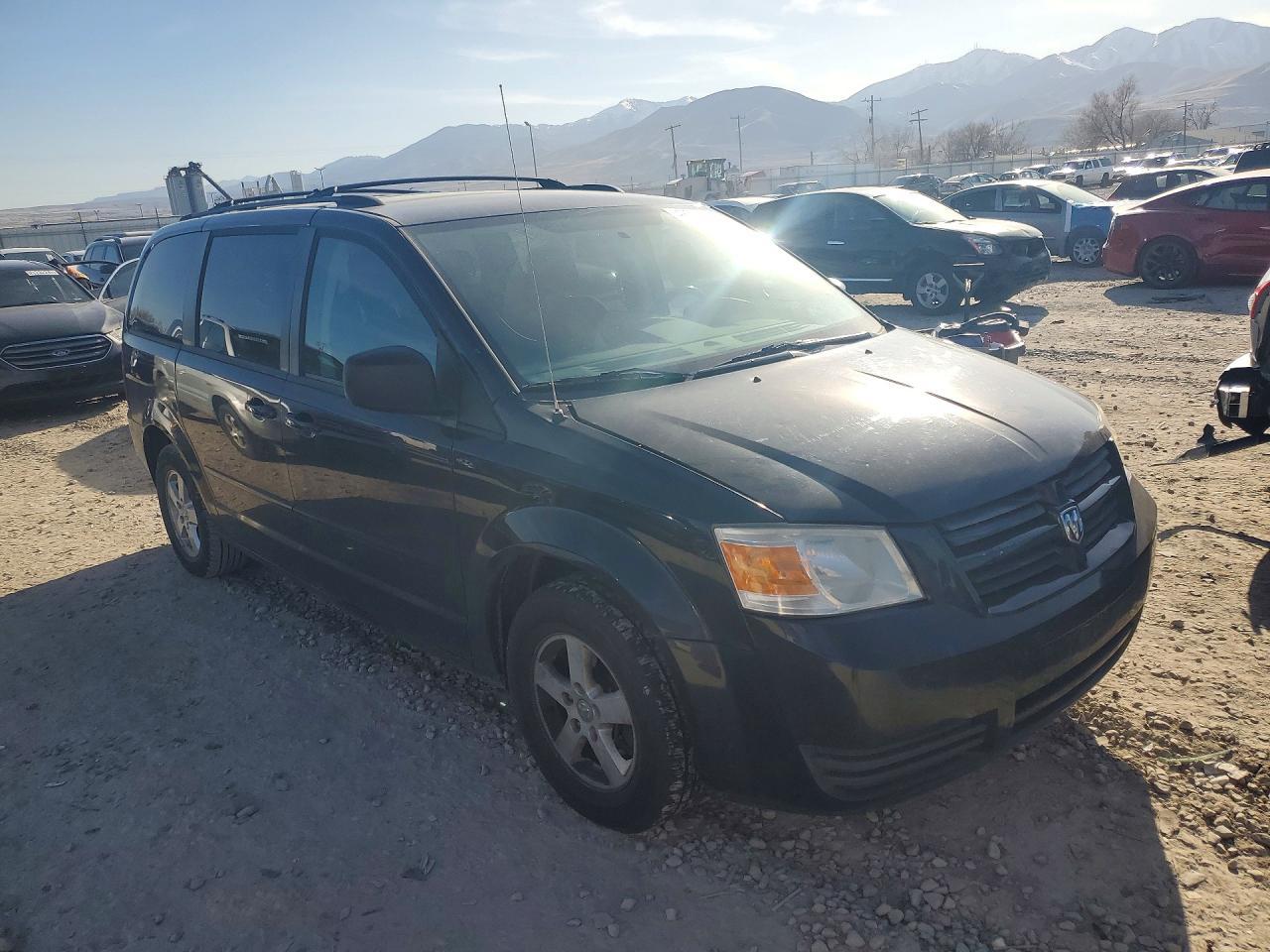 2010 Dodge Grand Caravan Hero - Image 4