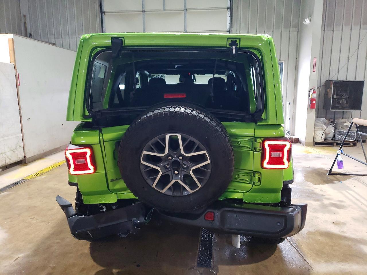 2026 Jeep Wrangler Sahara - Image 6
