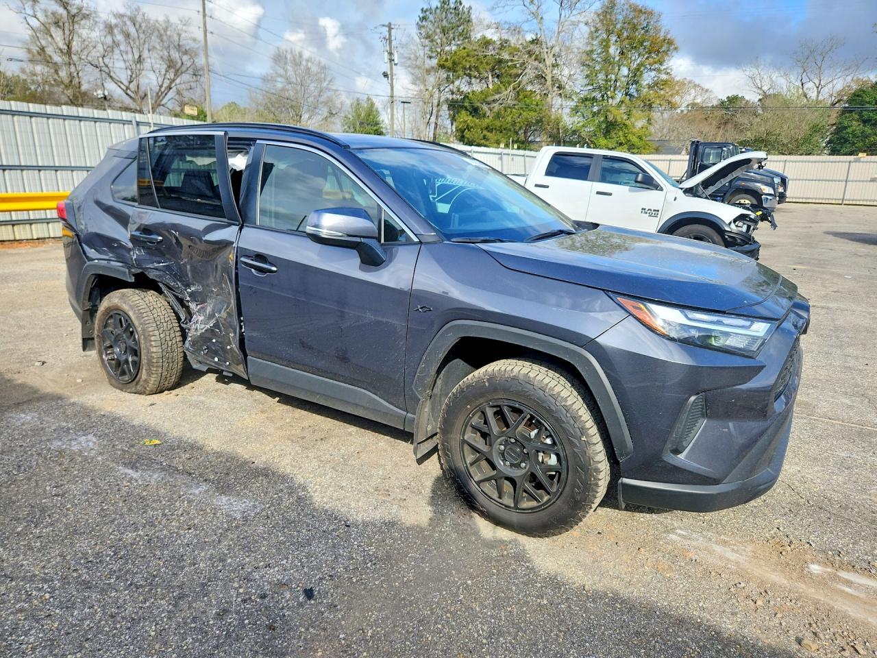 2025 Toyota Rav4 Xle - Фото 4
