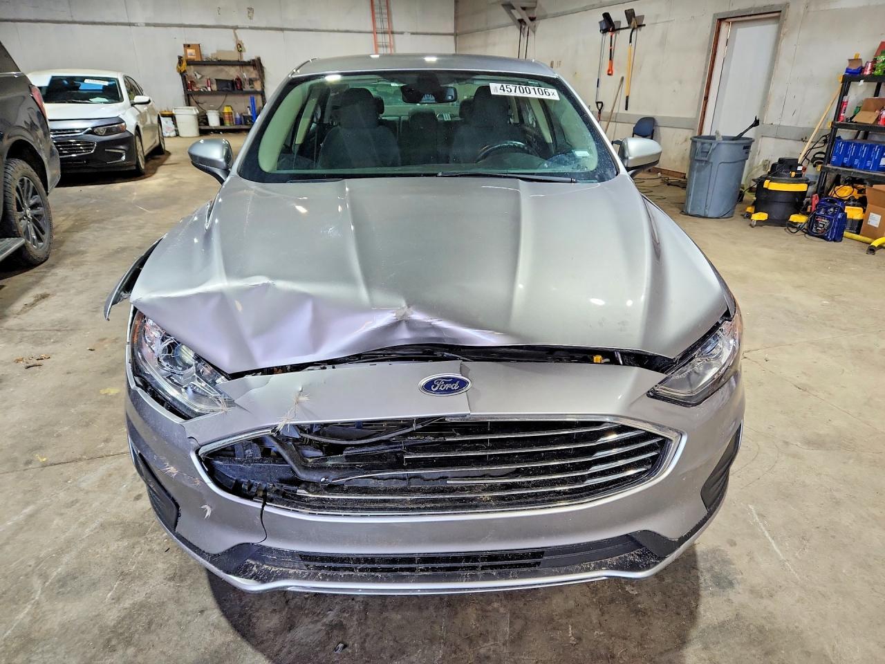 2020 Ford Fusion Se - Фото 5