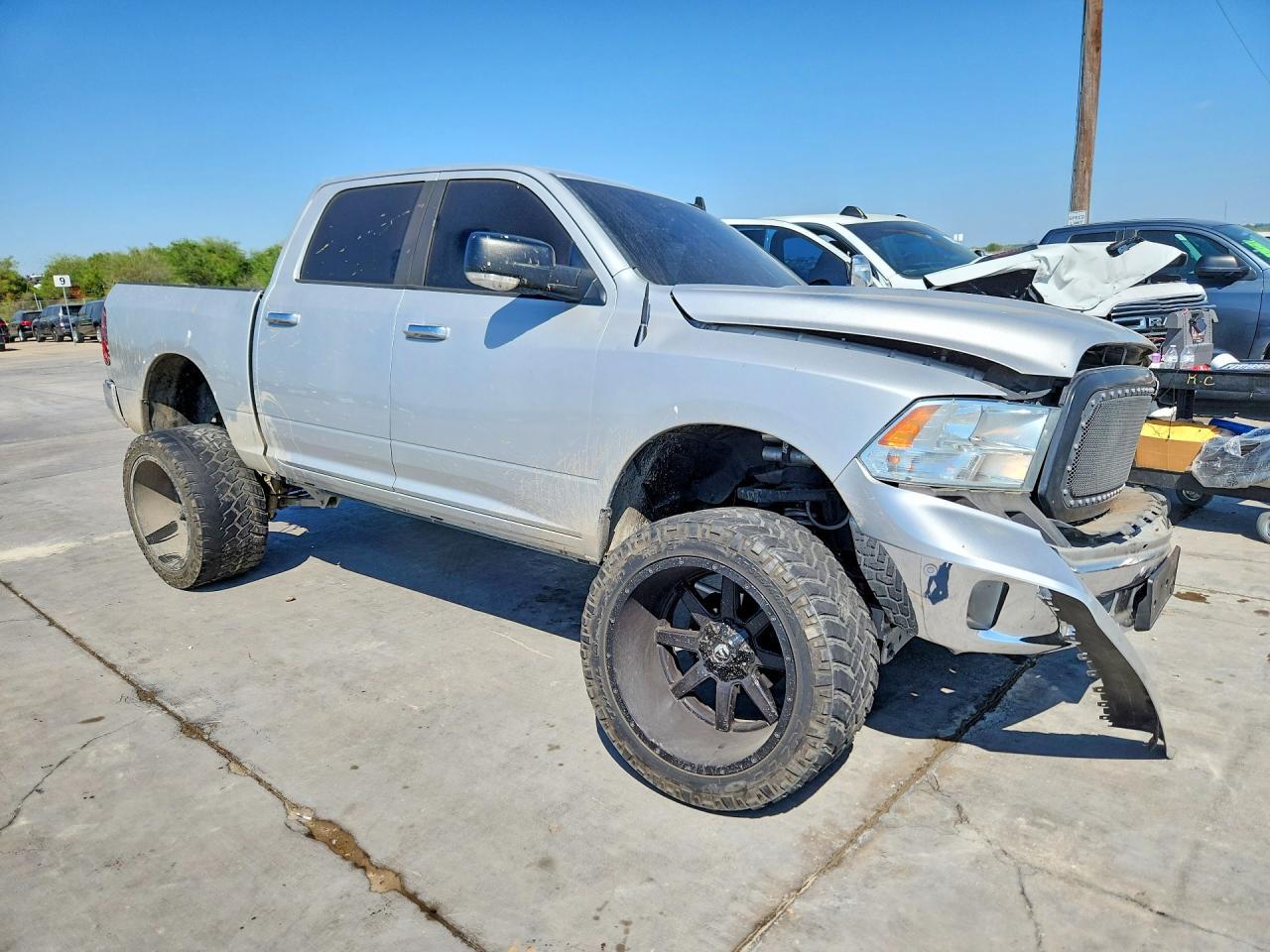 2016 Ram 1500 Slt - Image 4