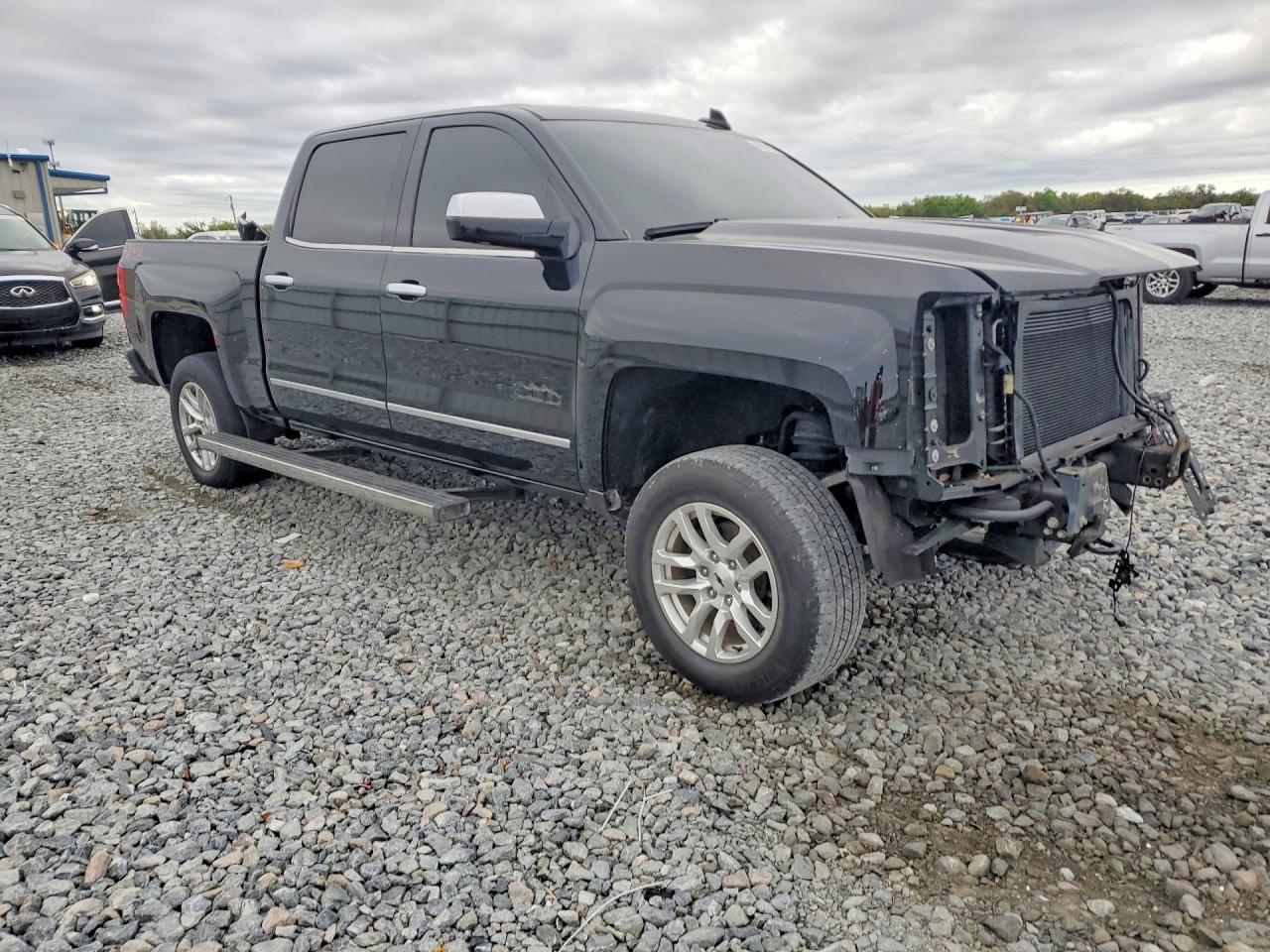 2018 Chevrolet Silverado K1500 High Country - Image 4