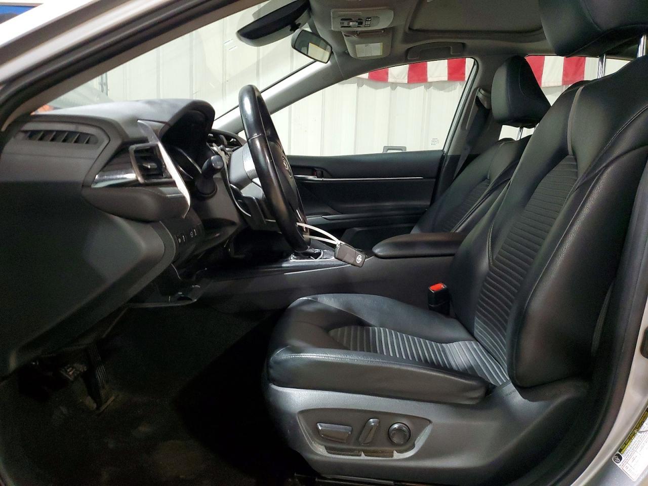 2019 Toyota Camry Se - Фото 7