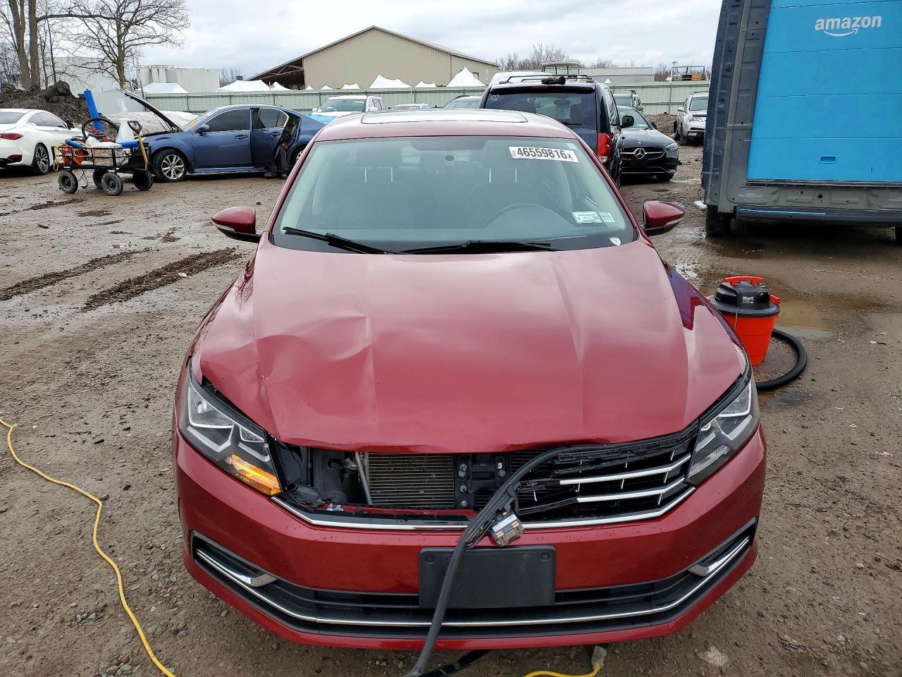 2018 Volkswagen Passat Se - Фото 5