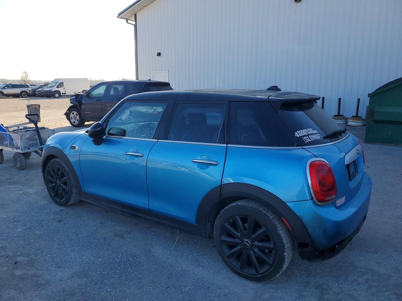 2015 Mini Cooper - Фото 2