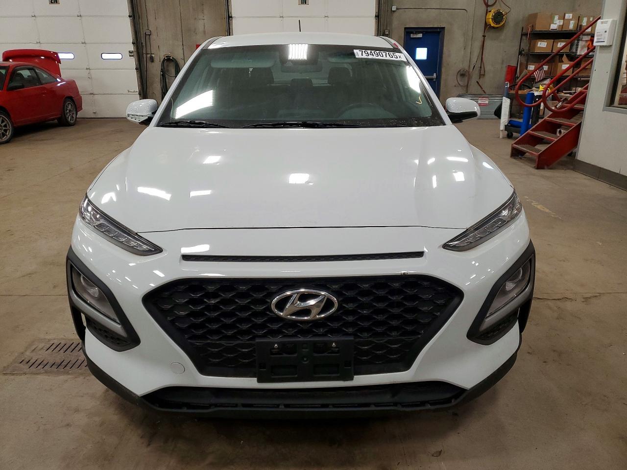 2021 Hyundai Kona Se - Фото 5