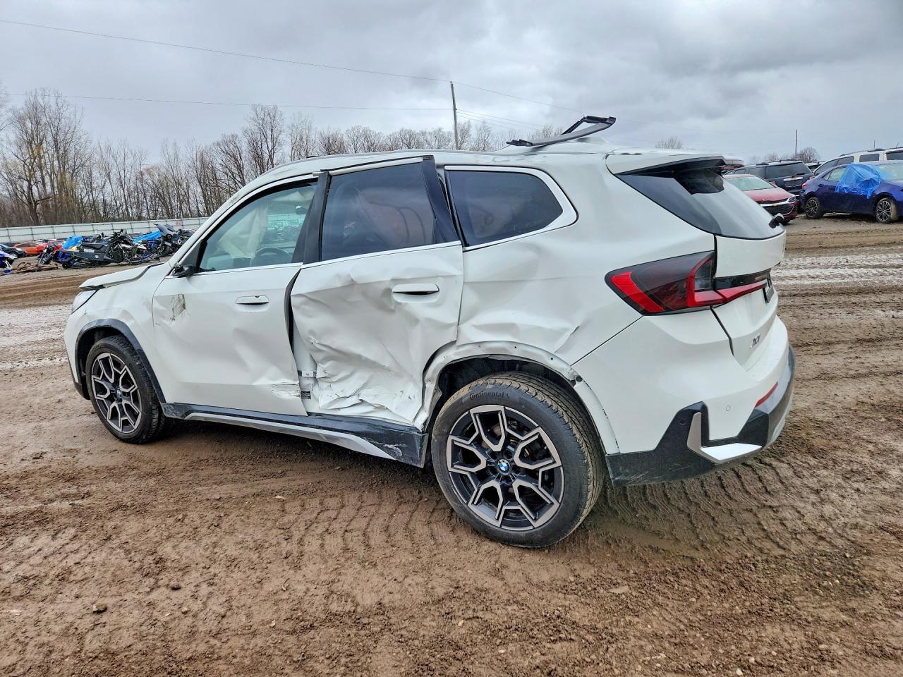 2025 BMW X1 xDrive28I - Фото 2