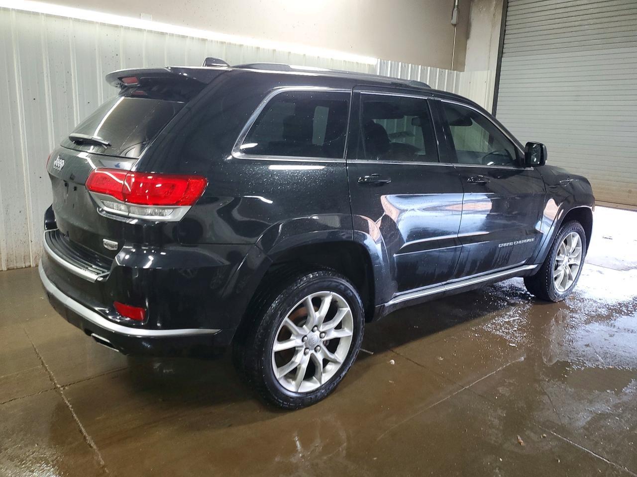 2015 Jeep Grand Cherokee Summit - Image 3