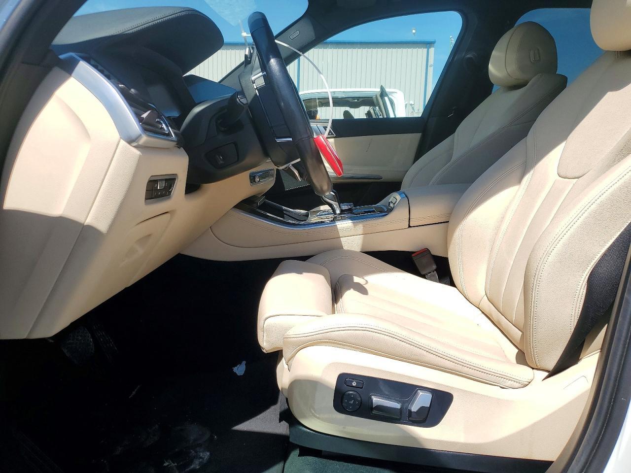 2022 BMW X5 Sdrive 40I - Фото 7