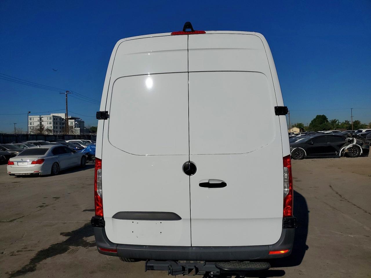 2023 Mercedes Benz Sprinter 1500 Delivery Van - Фото 6