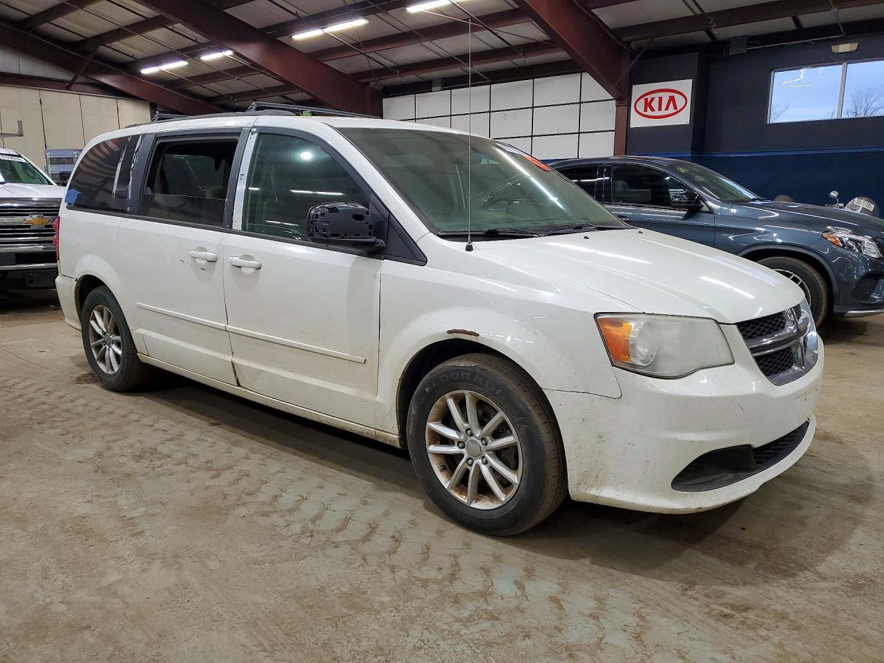 2013 Dodge Grand Caravan Sxt - Image 4