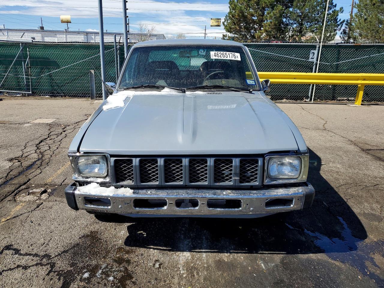 1982 Toyota Pickup Sr5 - Image 5