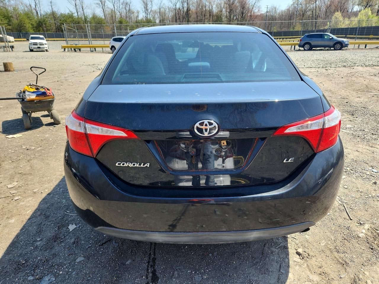 2015 Toyota Corolla Le - Фото 6