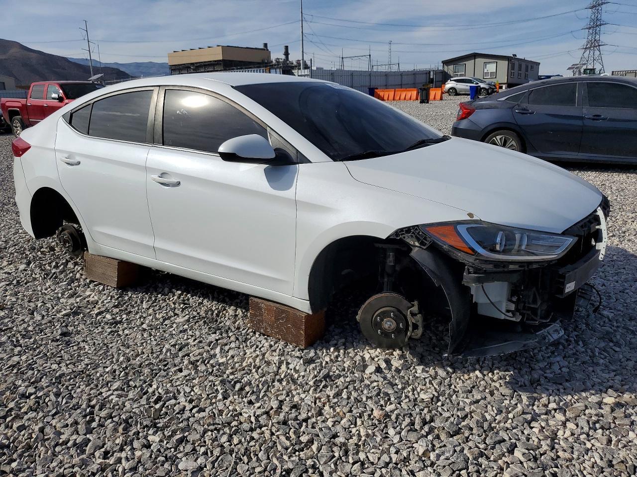 2018 Hyundai Elantra Sel - Фото 4