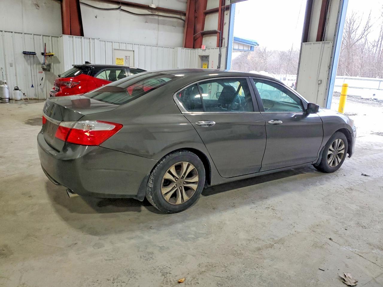 2013 Honda Accord Lx - Фото 3