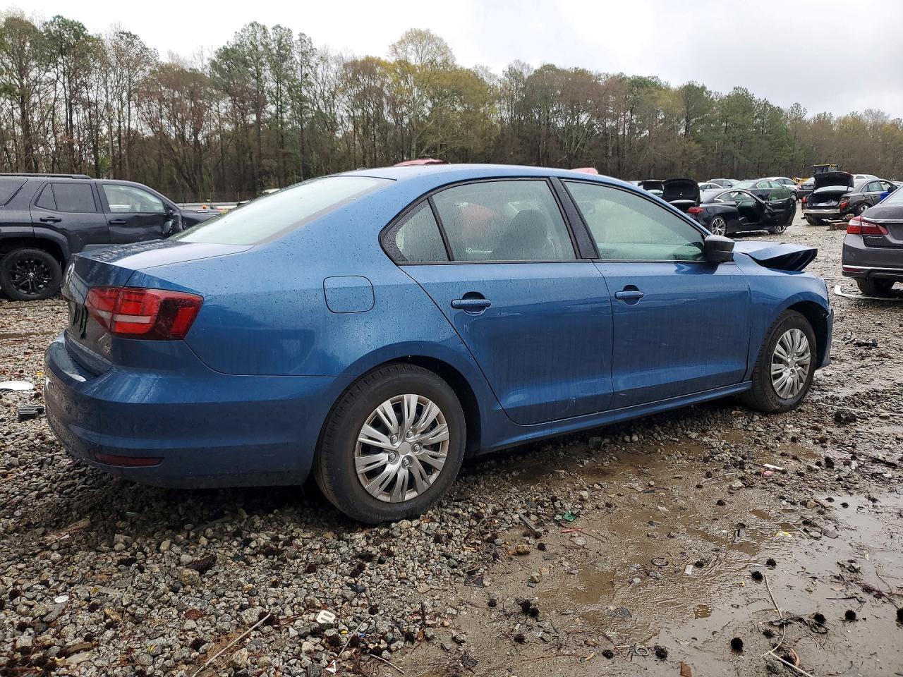 2016 Volkswagen Jetta S - Фото 3