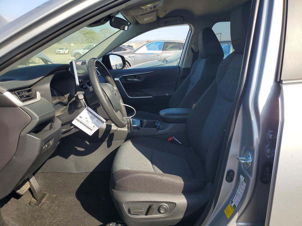 2025 Toyota Rav4 Xle - Фото 7