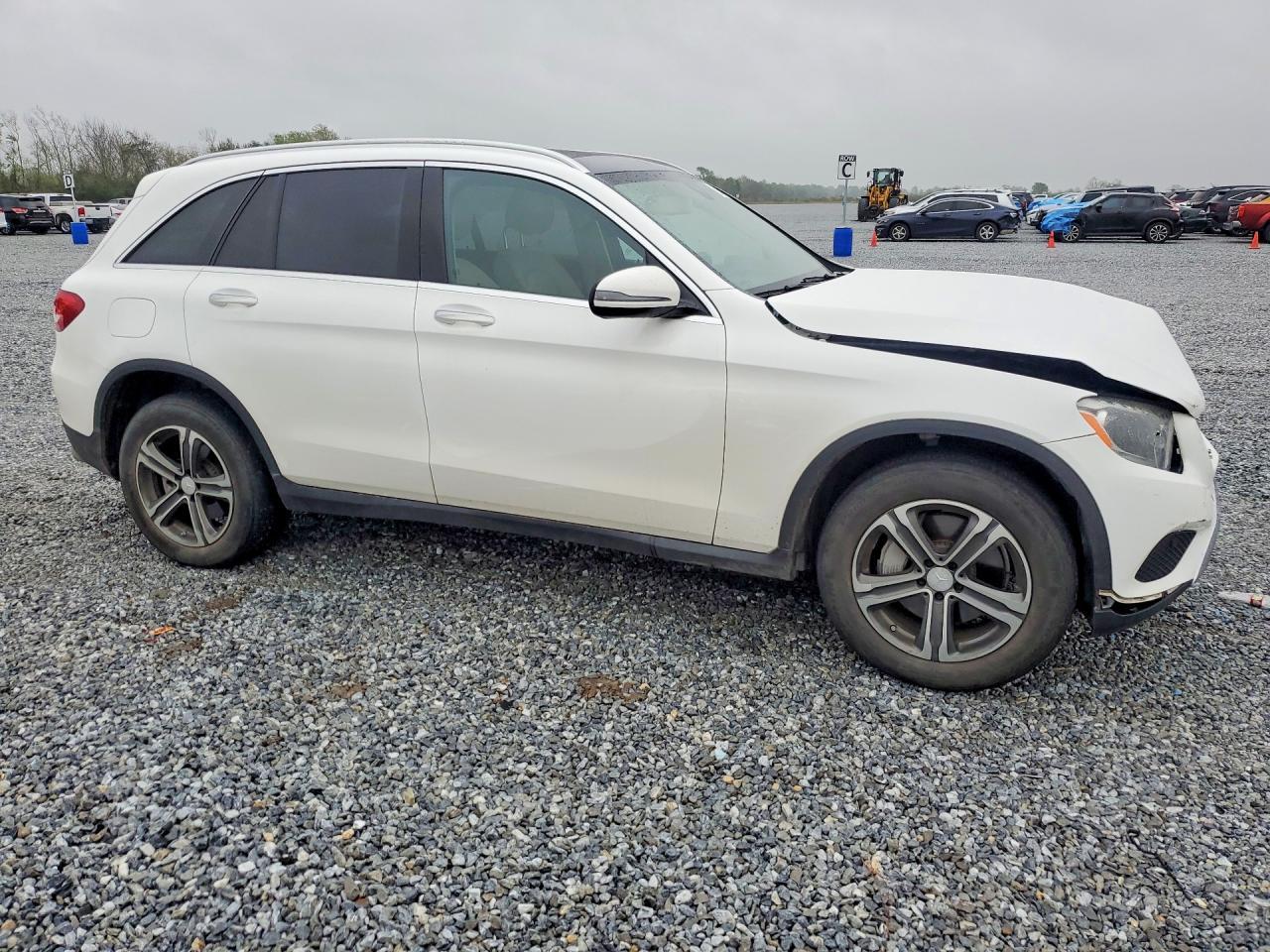 2017 Mercedes-Benz Glc 300 - Фото 4
