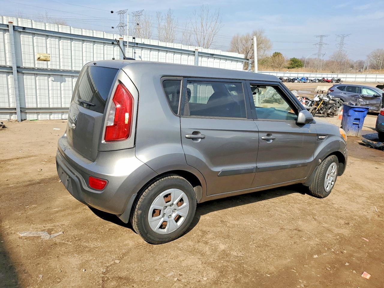2013 Kia Soul Base - Image 3