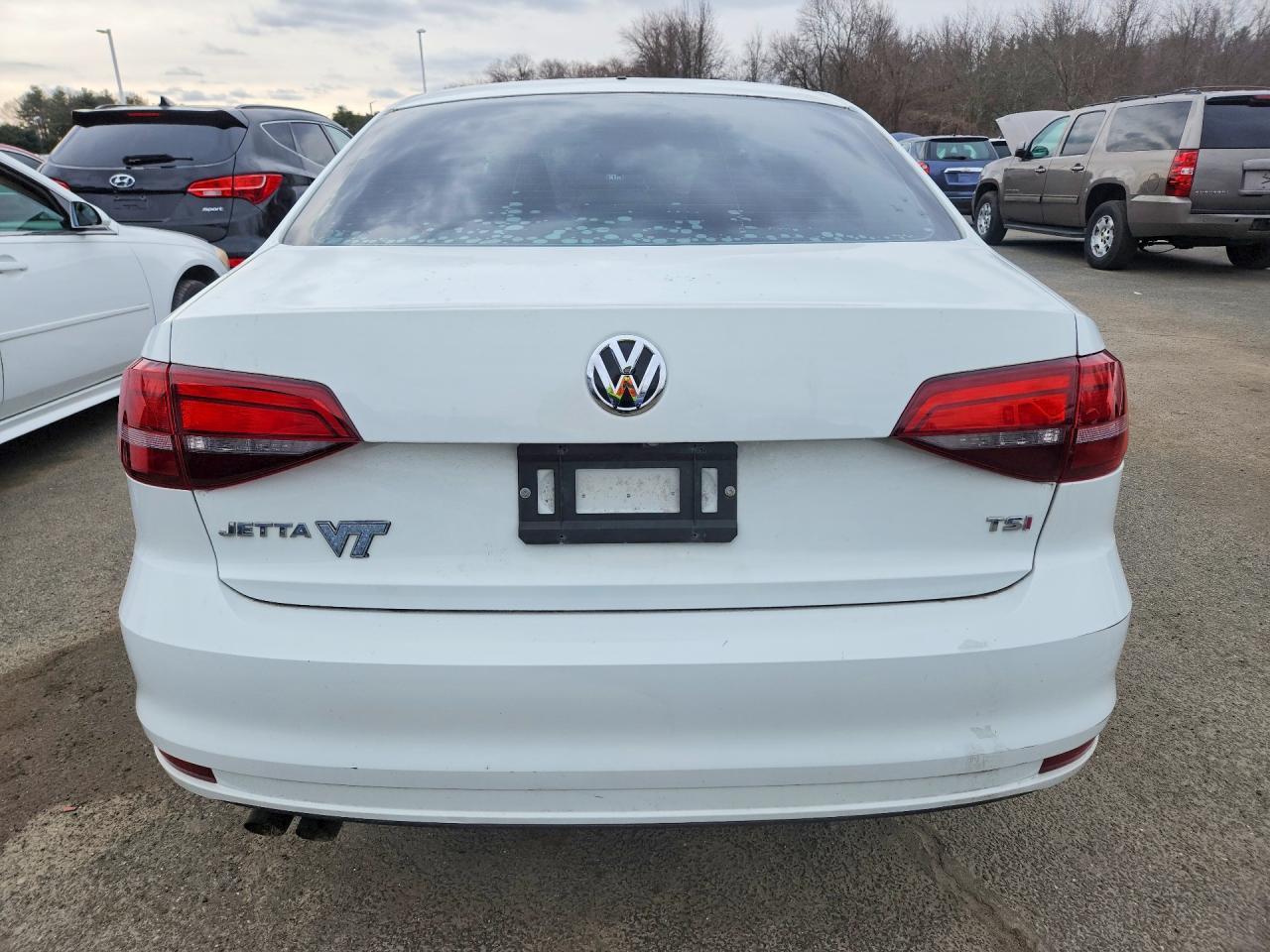 2017 Volkswagen Jetta S - Image 6
