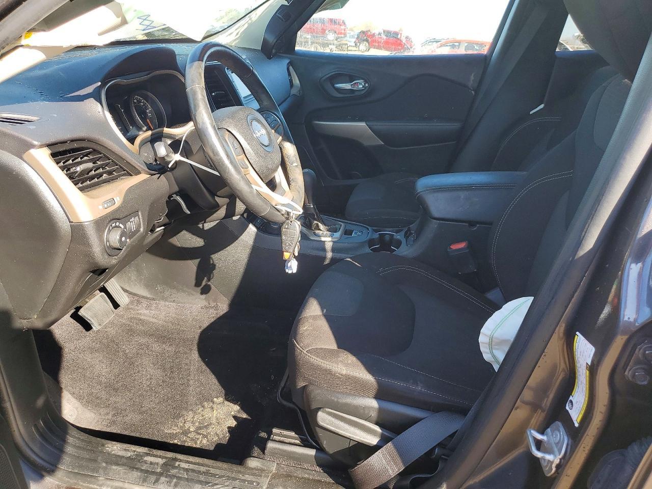 2017 Jeep Cherokee Latitude - Image 7