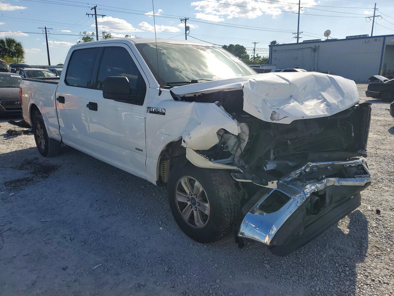 2016 Ford F150 Supercrew - Фото 4