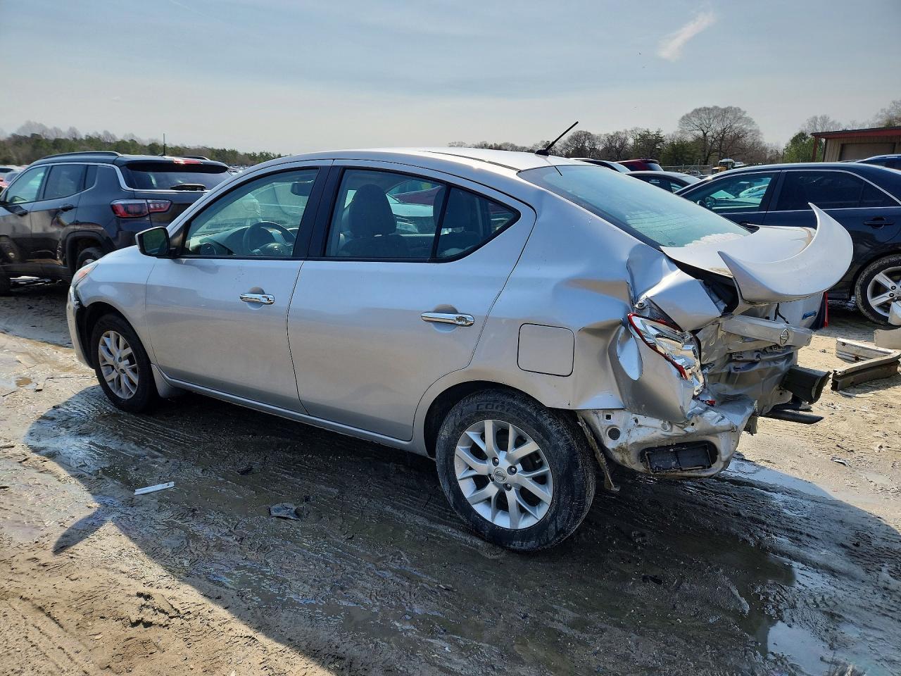 2016 Nissan Versa 1.6 Sv - Фото 2