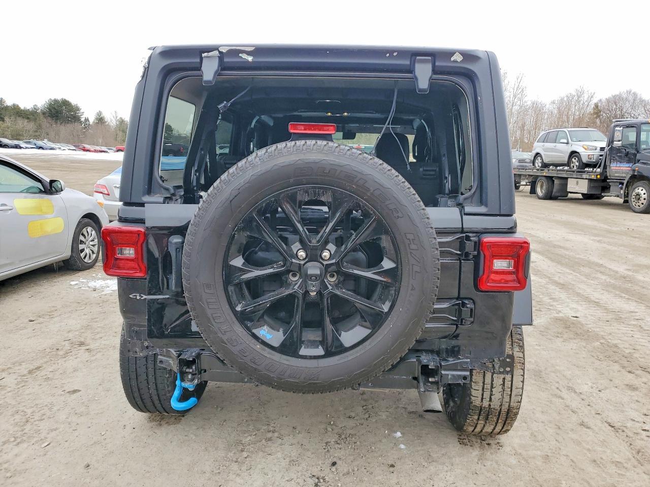 2023 Jeep Wrangler Sahara 4Xe - Image 6