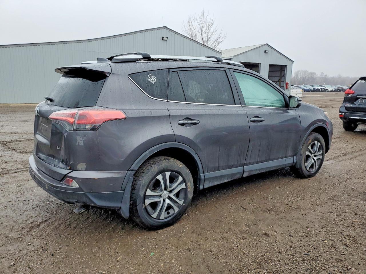 2016 Toyota Rav4 Le - Фото 3