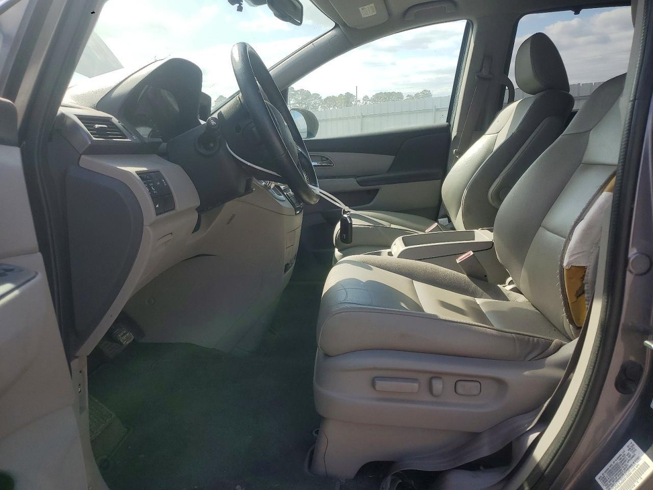 2014 Honda Odyssey Exl - Image 7