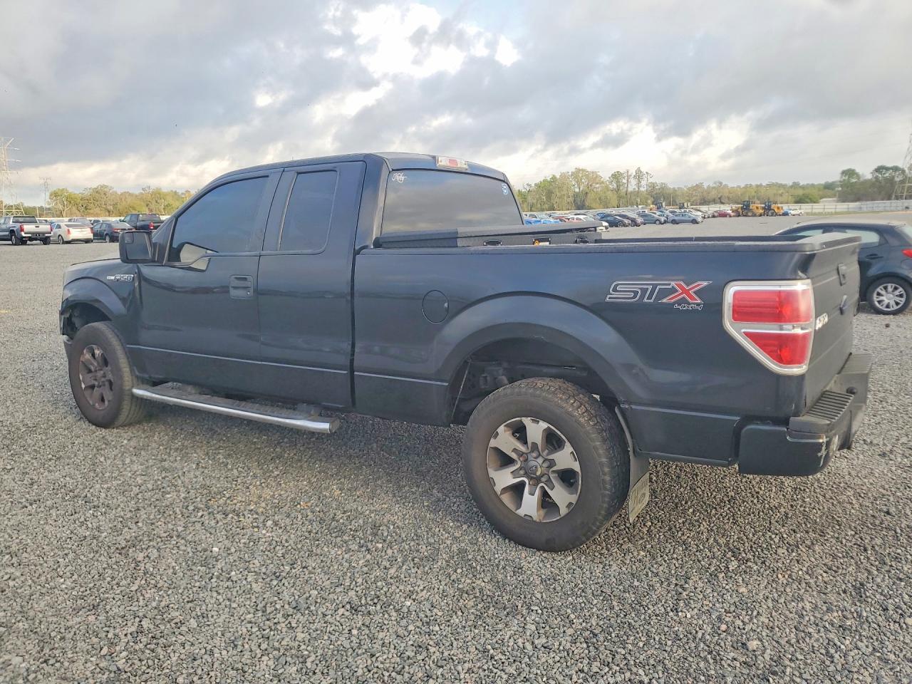 2014 Ford F150 Super Cab - Image 3