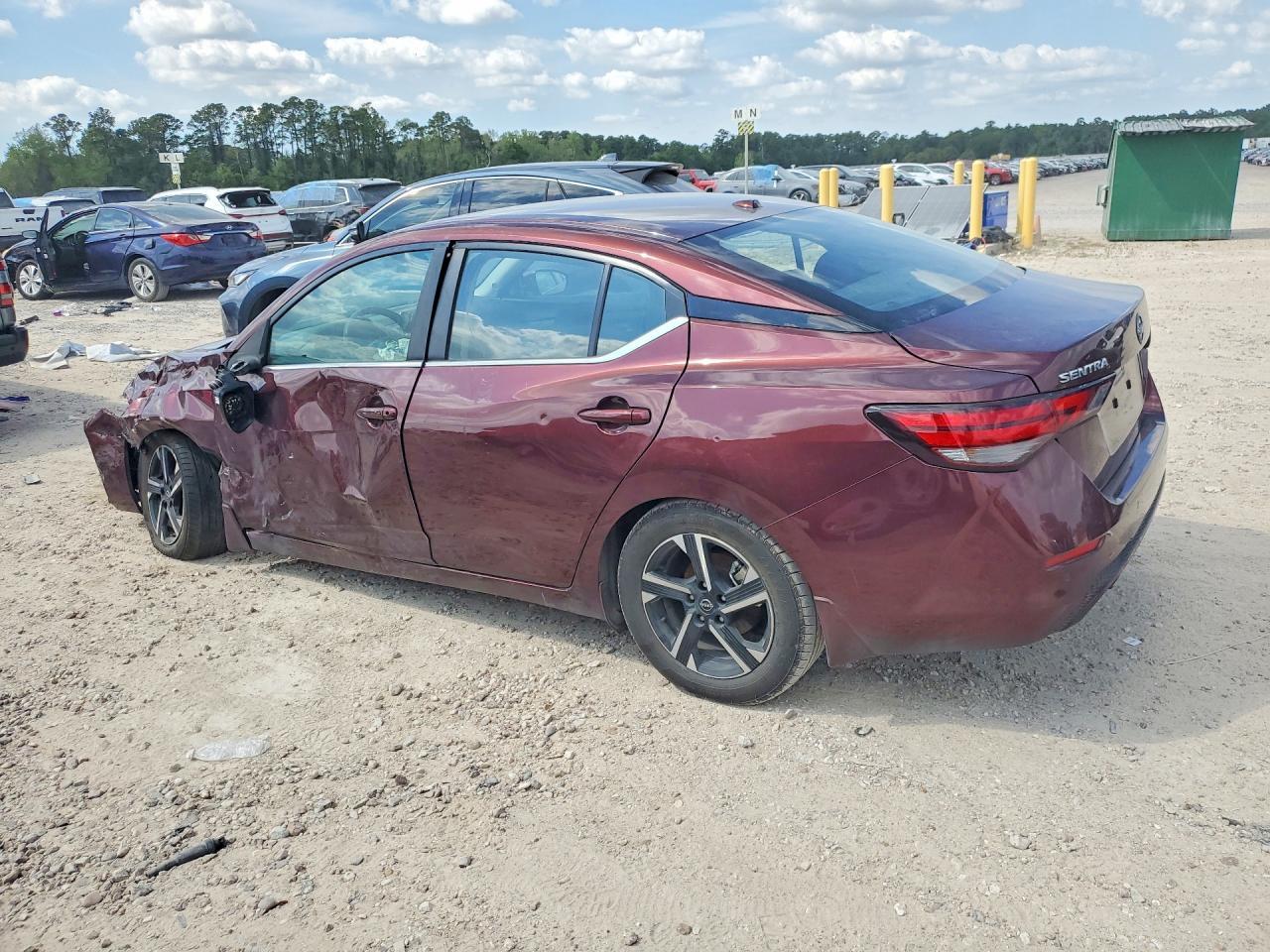 2024 Nissan Sentra Sv - Фото 2