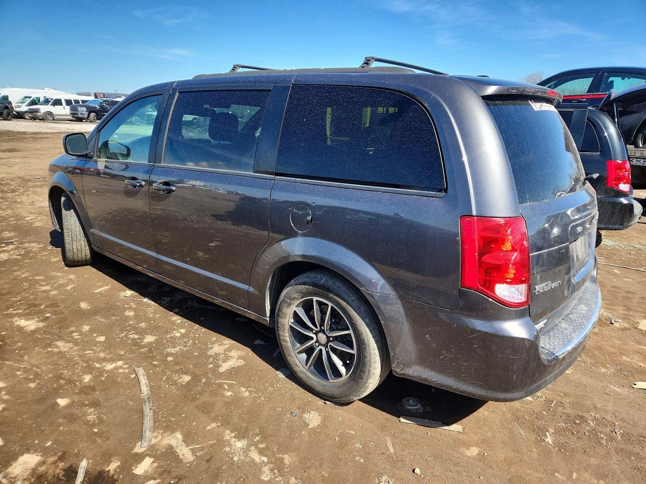2019 Dodge Grand Caravan Gt - Фото 2