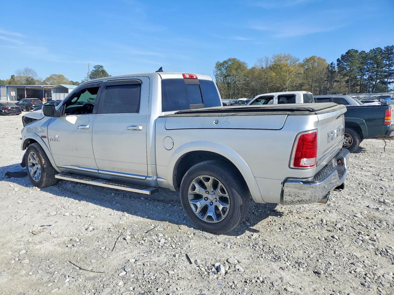 2015 Ram 1500 Longhorn - Фото 2