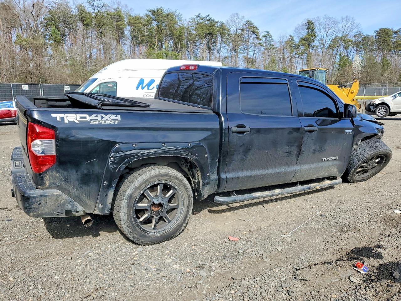 2019 Toyota Tundra Sr5 - Image 3