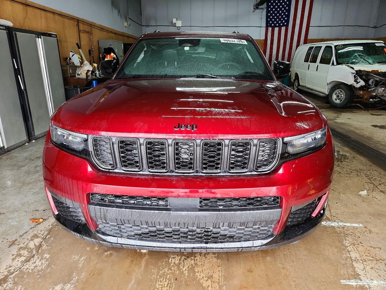 2023 Jeep Grand Cherokee L Laredo - Image 5