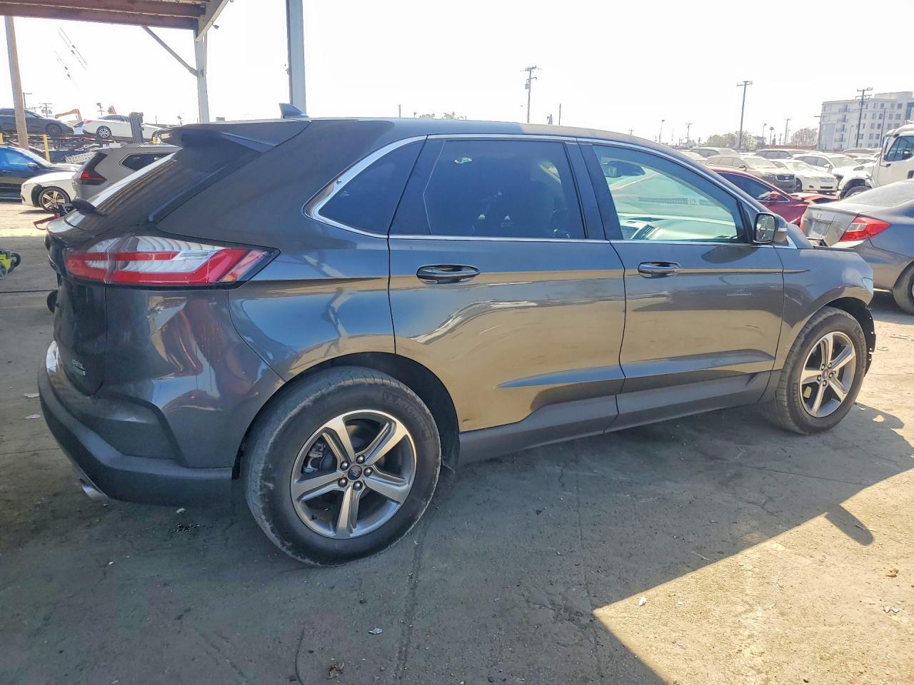 2020 Ford Edge Sel - Фото 4