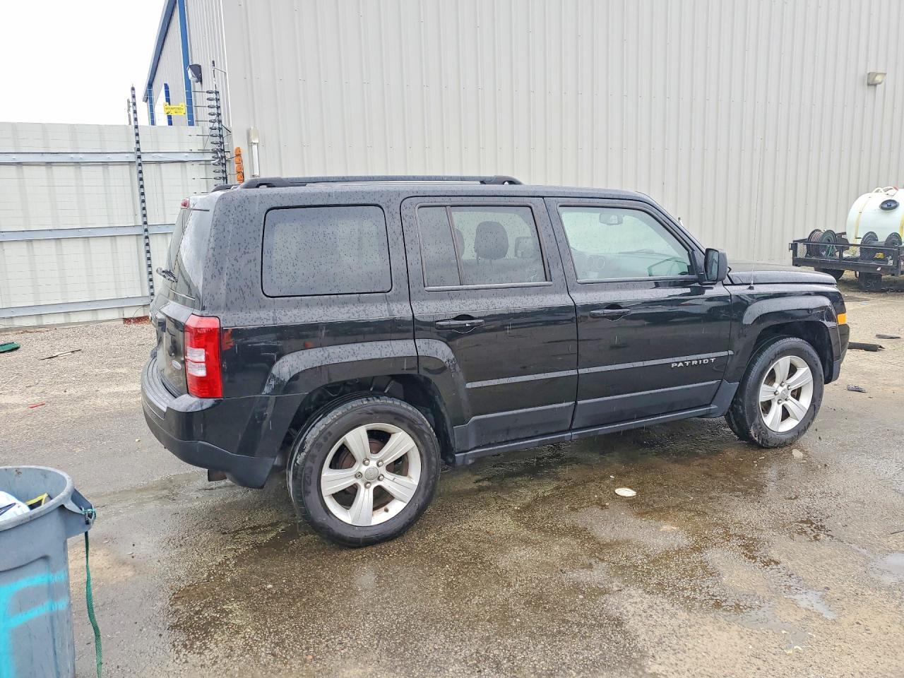 2014 Jeep Patriot Latitude - Image 3