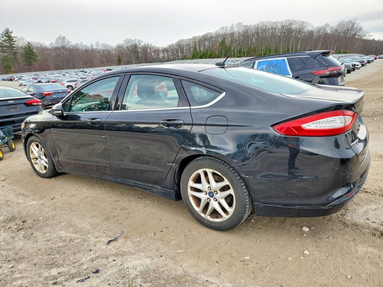2013 Ford Fusion Se - Image 2