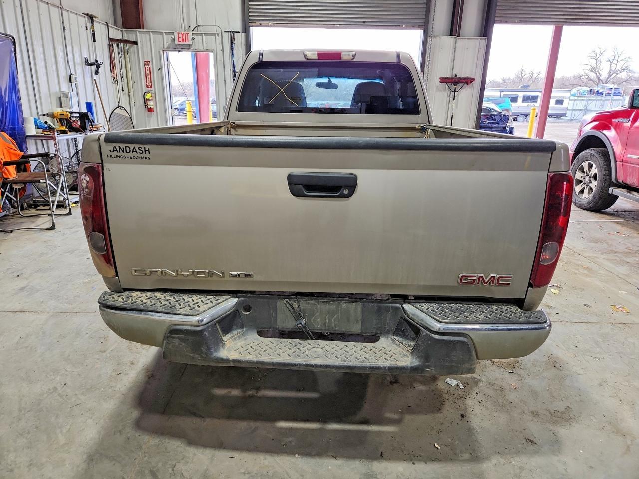 2004 GMC Canyon - Фото 6