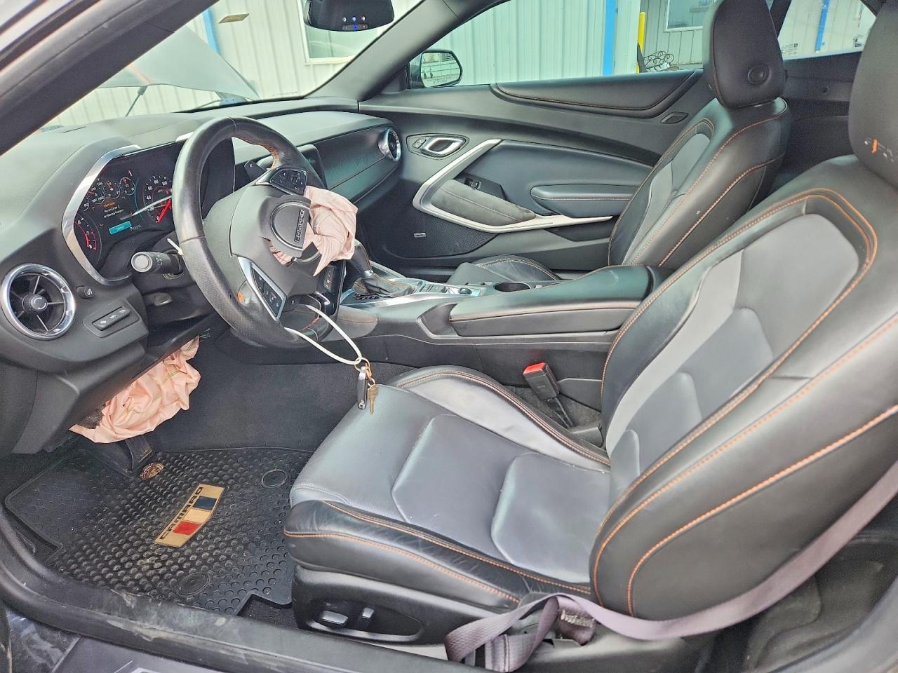 2017 Chevrolet Camaro - Фото 7