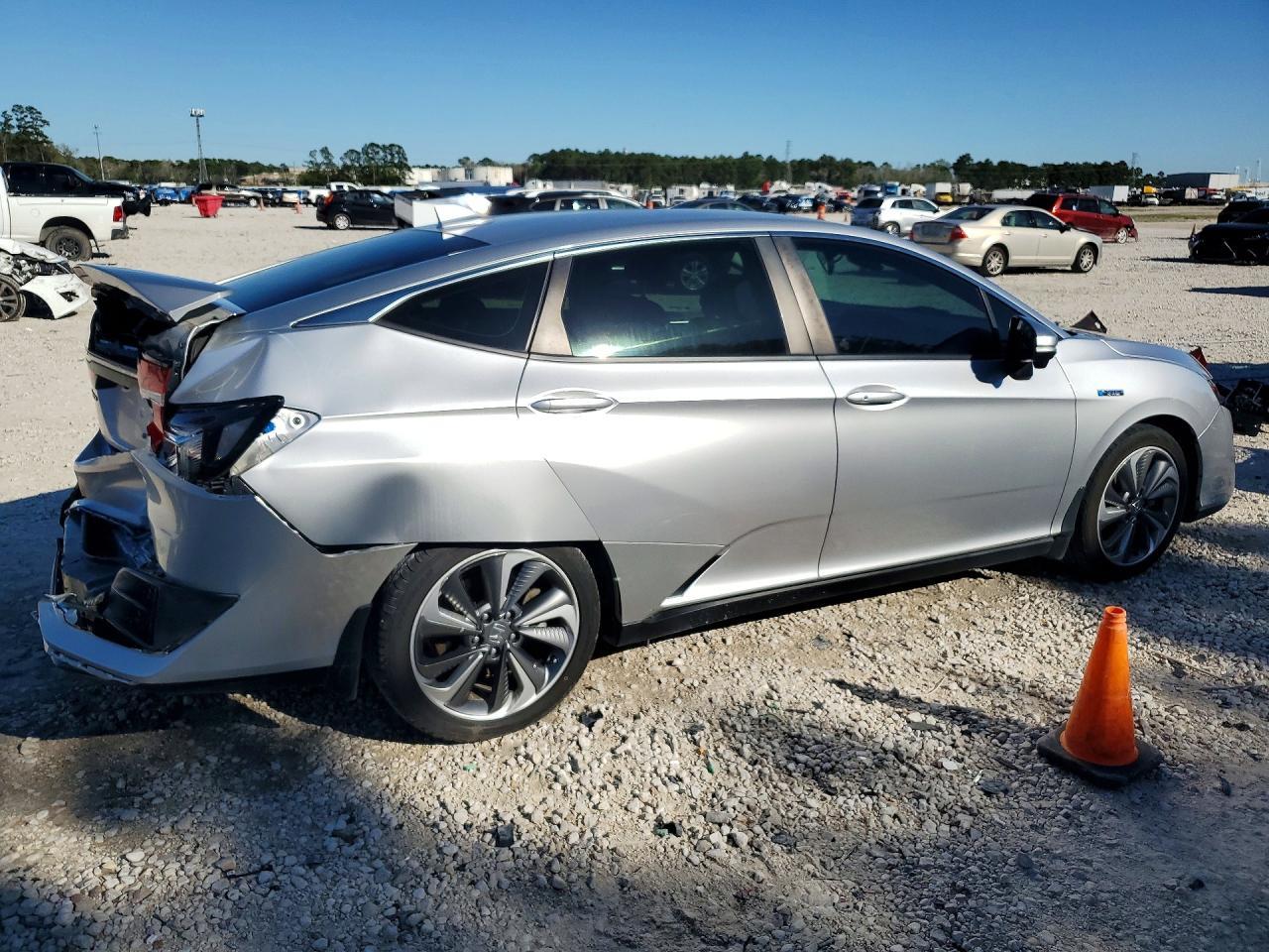 2018 Honda Clarity Touring - Фото 3