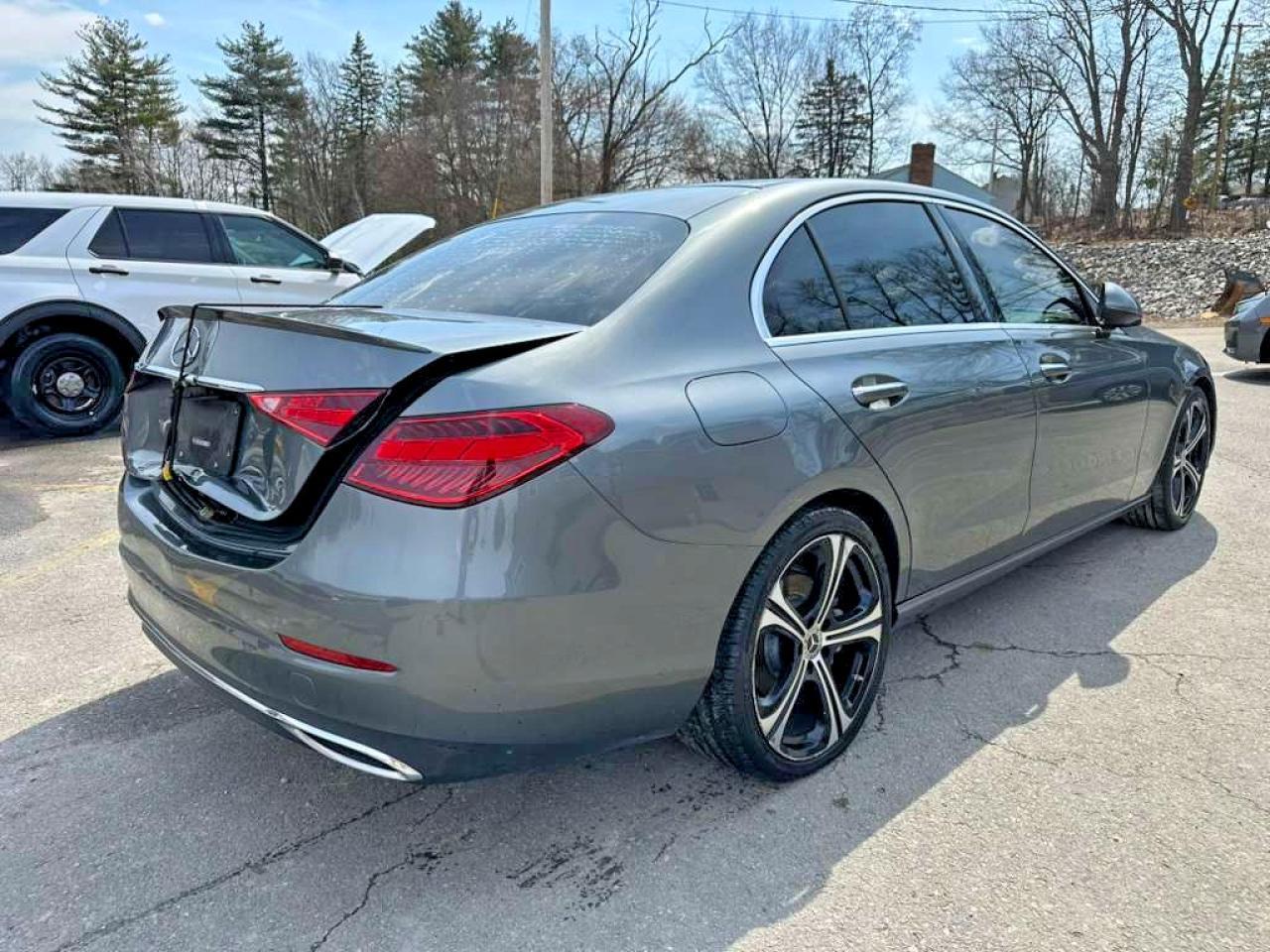 2022 Mercedes-Benz C 300 - Фото 3