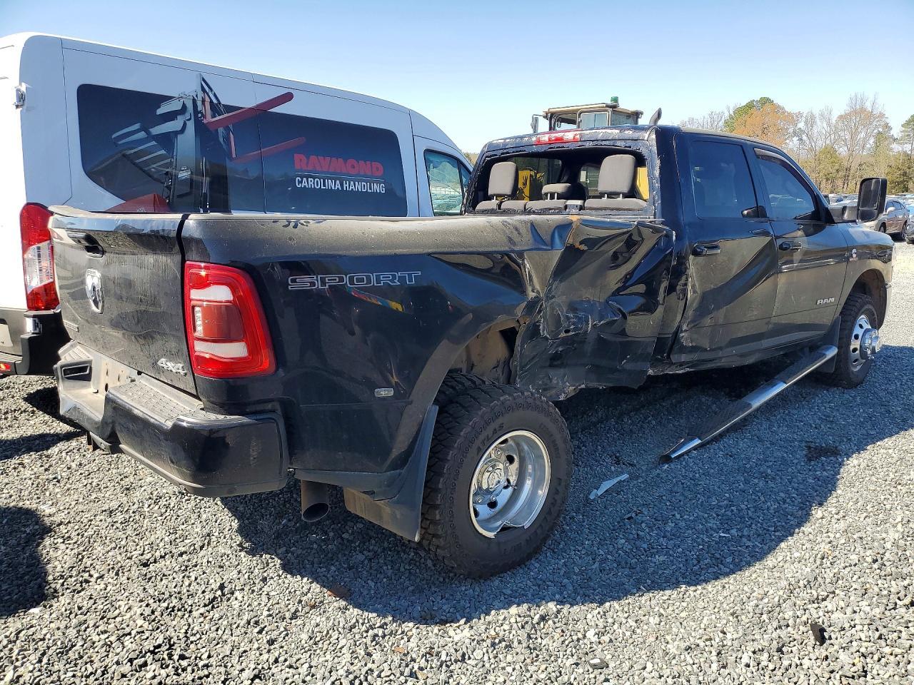 2020 Ram 3500 Big Horn - Image 3