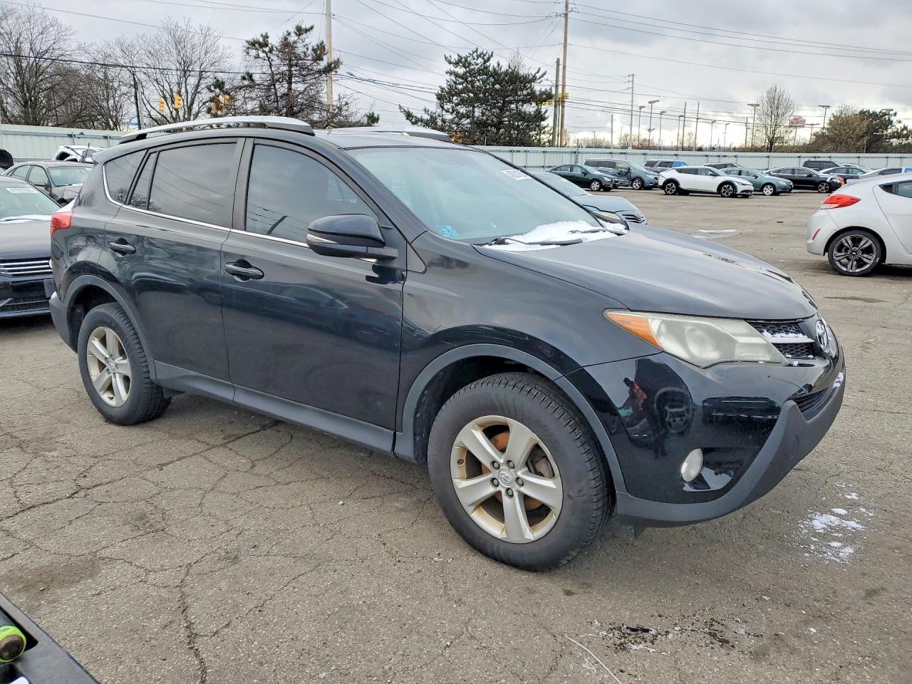 2013 Toyota Rav4 Xle - Image 4