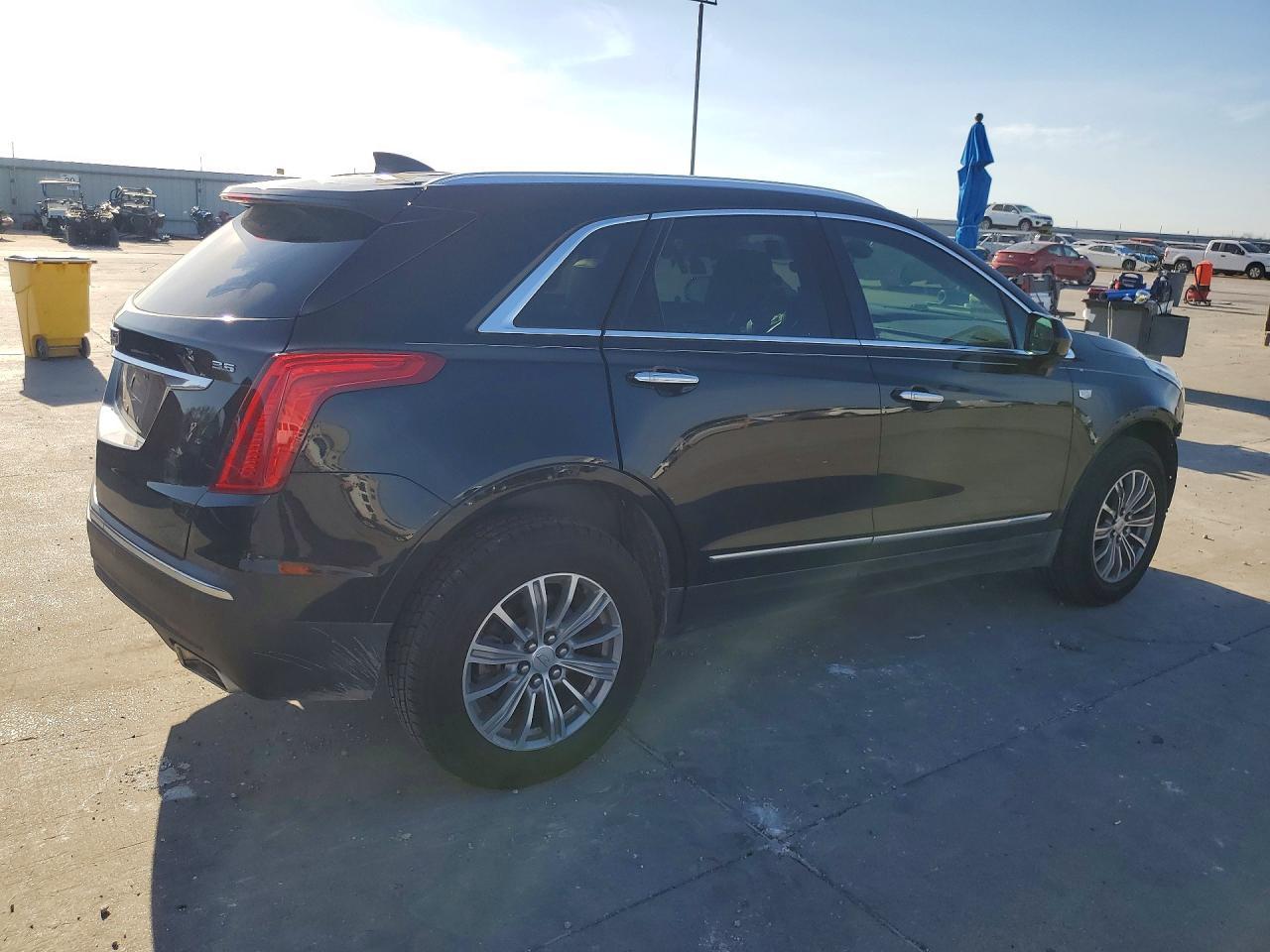 2017 Cadillac Xt5 Luxury - Фото 3
