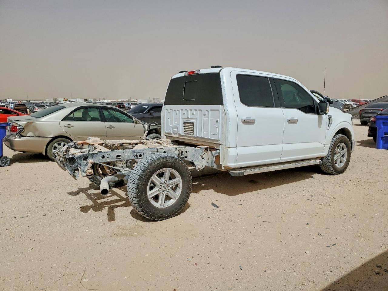 2025 Ford F150 Xlt - Фото 3