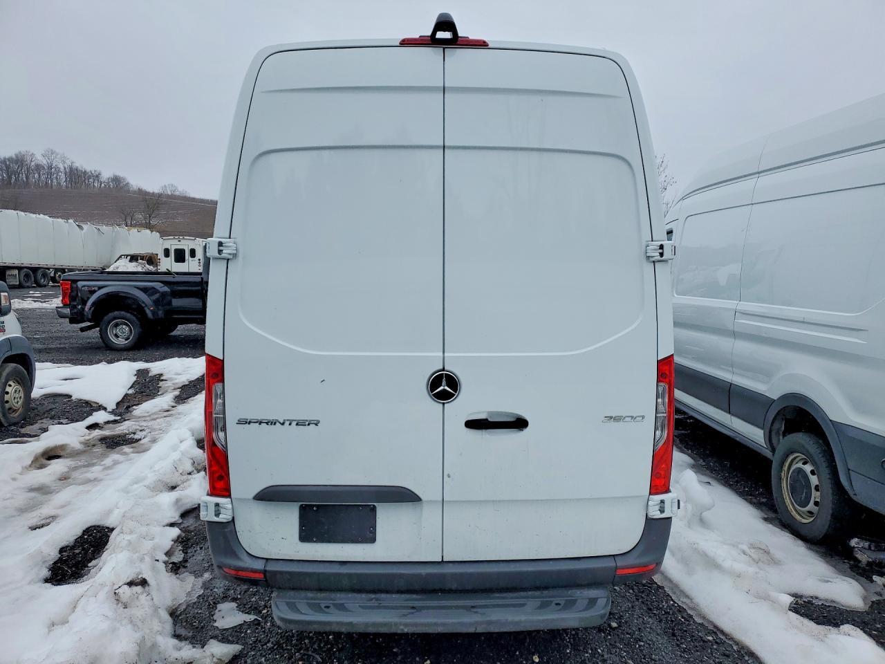 2025 Mercedes Benz Sprinter 2500 Delivery Van - Image 6