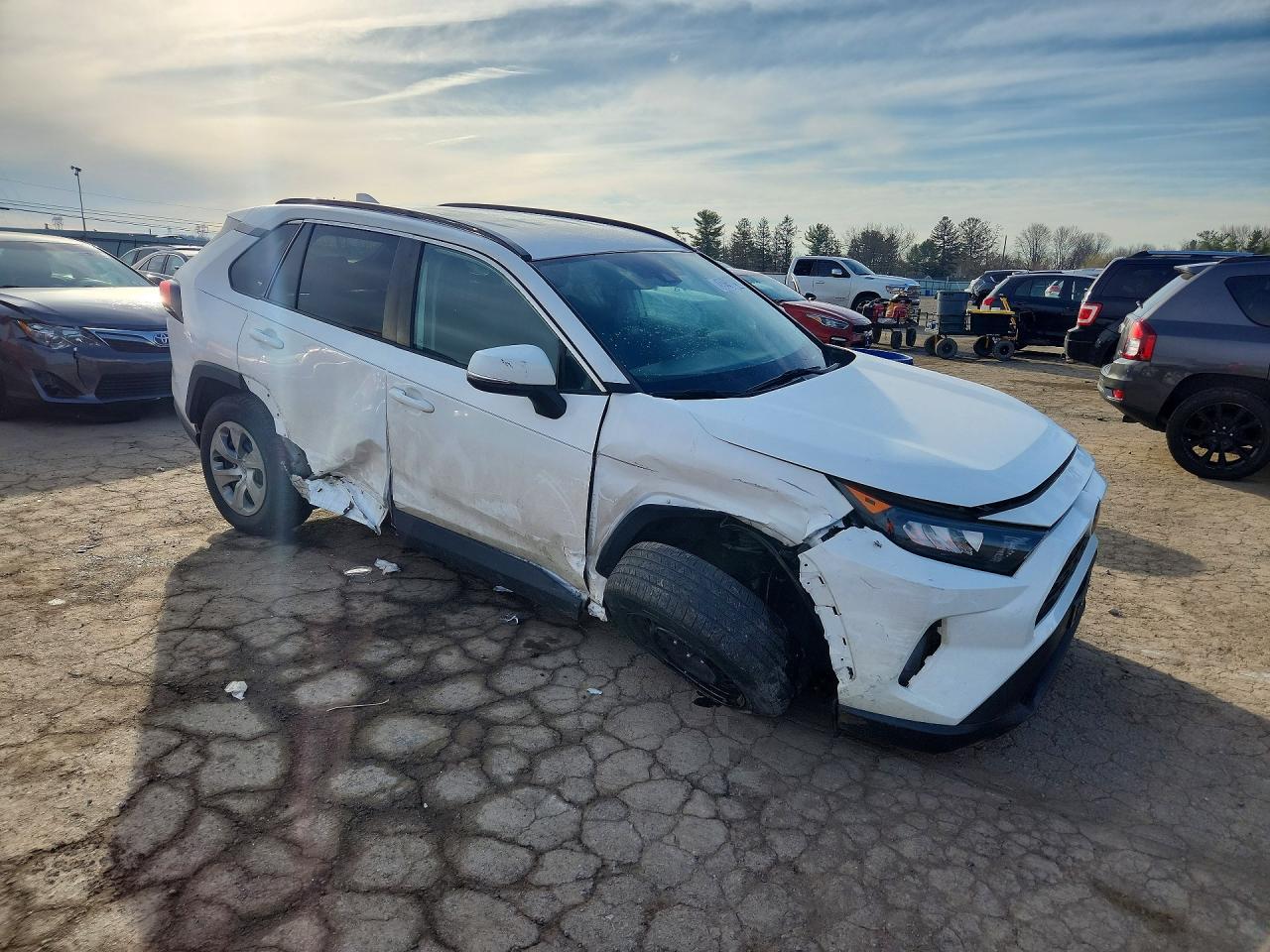 2020 Toyota Rav4 Le - Фото 4